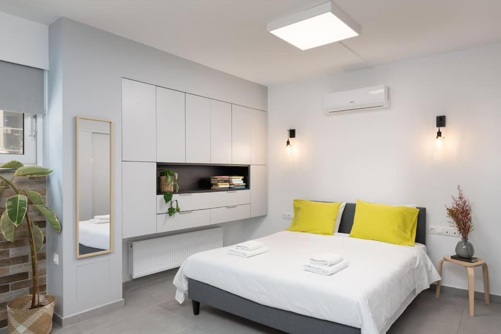 Stylish Downtown Apartment