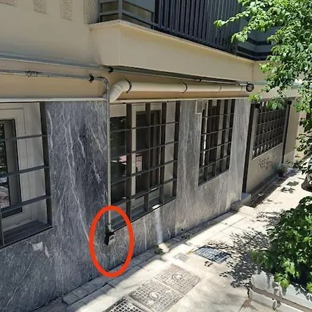 Stylish Studio Downtown Athens Exterior photo